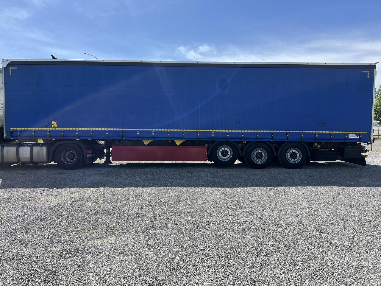 SCHMITZ SCS 24L 13.62 E B - Semi-trailer dengan terpal samping: gambar 2 SCHMITZ SCS 24L 13.62 E B - Semi-trailer dengan terpal samping: gambar 2