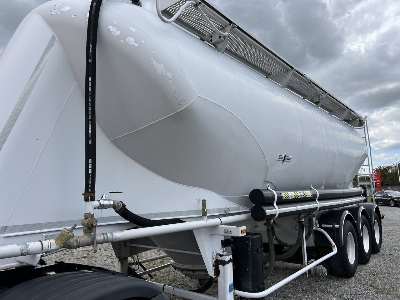 SPITZER S27DR-F010 - Semi trailer silo: gambar 3 SPITZER S27DR-F010 - Semi trailer silo: gambar 3