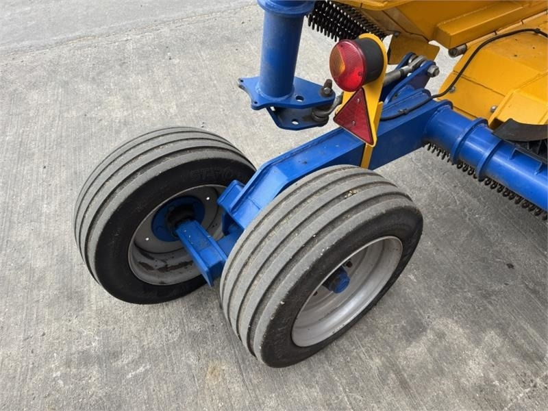 Mesin pemotong chopper/ Mulcher Bomford Triwing 6000 Topper: gambar 6