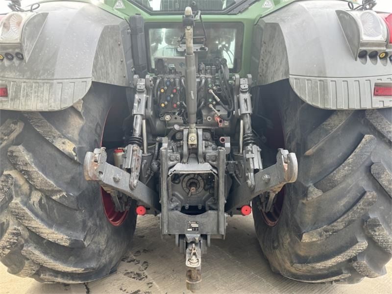 Traktor Fendt 828 ECR Vario Profi Plus **Video Below**: gambar 6