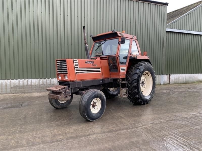Fiat 1280 Turbo 2WD - Traktor: gambar 1 Fiat 1280 Turbo 2WD - Traktor: gambar 1