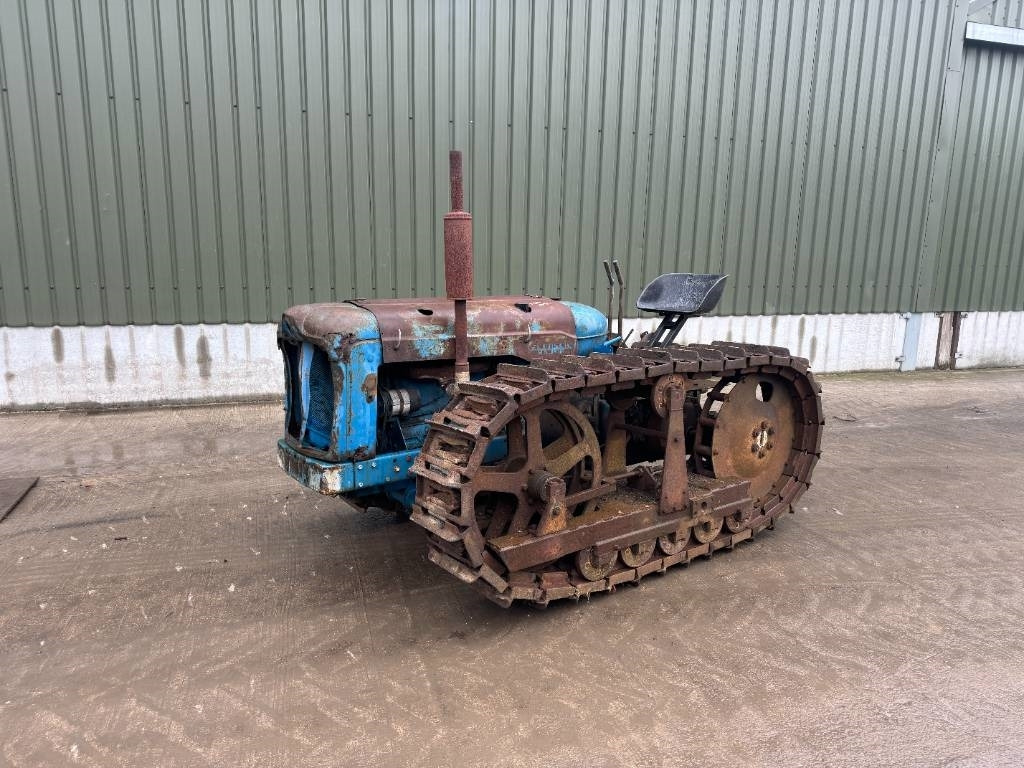 Fordson Major Crawler - Traktor: gambar 1 Fordson Major Crawler - Traktor: gambar 1