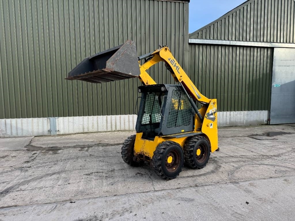 Gehl R 135 Skid Steer - Skid steer: gambar 1 Gehl R 135 Skid Steer - Skid steer: gambar 1