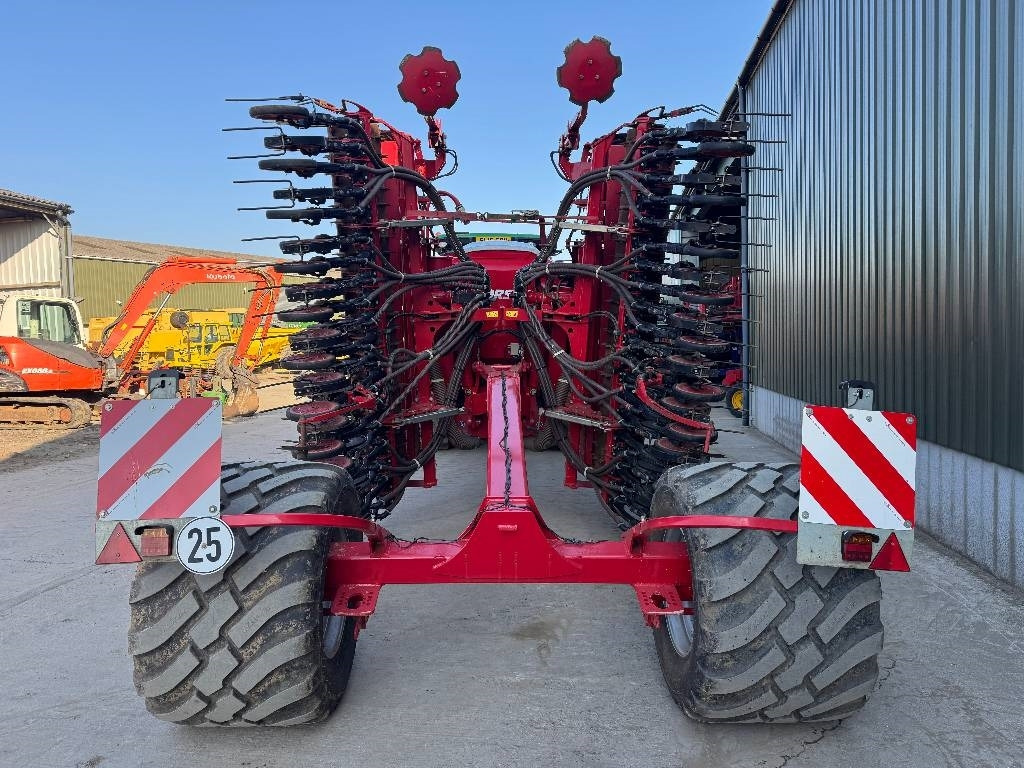 Horsch Pronto 6KR - Menggabungkan bor benih: gambar 3 Horsch Pronto 6KR - Menggabungkan bor benih: gambar 3