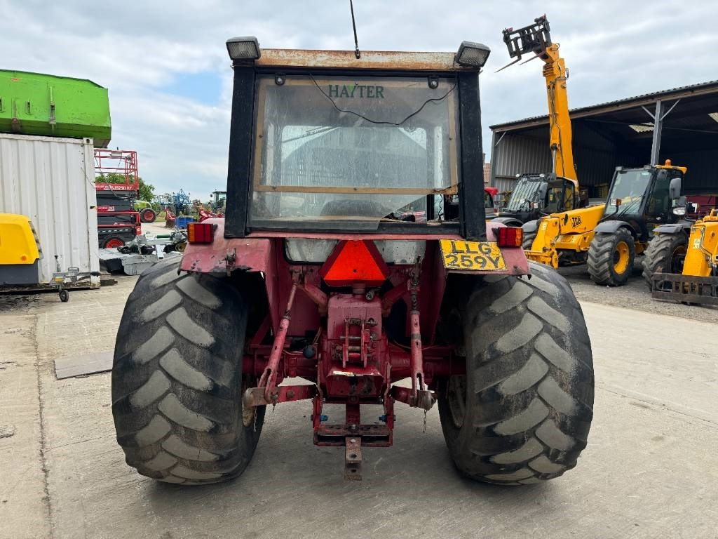 International 533 - Traktor: gambar 4 International 533 - Traktor: gambar 4