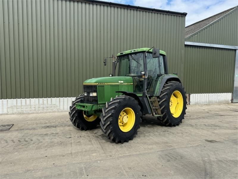 John Deere 6800 Tractor - Traktor: gambar 1 John Deere 6800 Tractor - Traktor: gambar 1