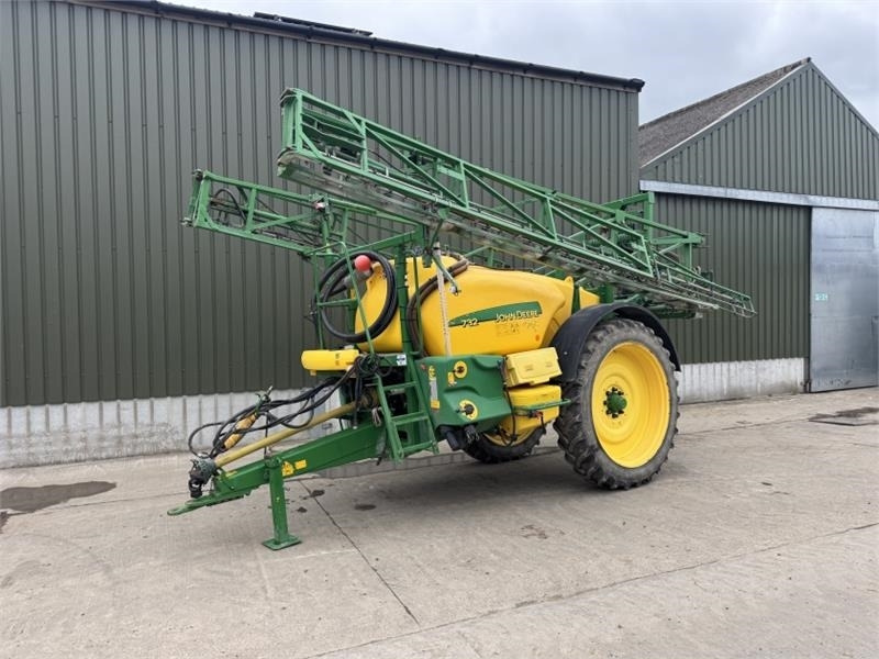 John Deere 732 Trailed Sprayer  - Penyemprot traktor: gambar 1 John Deere 732 Trailed Sprayer  - Penyemprot traktor: gambar 1