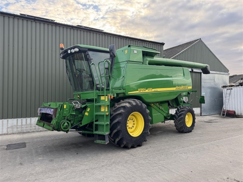 John Deere CTS 9780i Hillmaster c/w 625 Premium Flow Header - Lampiran pemanen: gambar 1 John Deere CTS 9780i Hillmaster c/w 625 Premium Flow Header - Lampiran pemanen: gambar 1