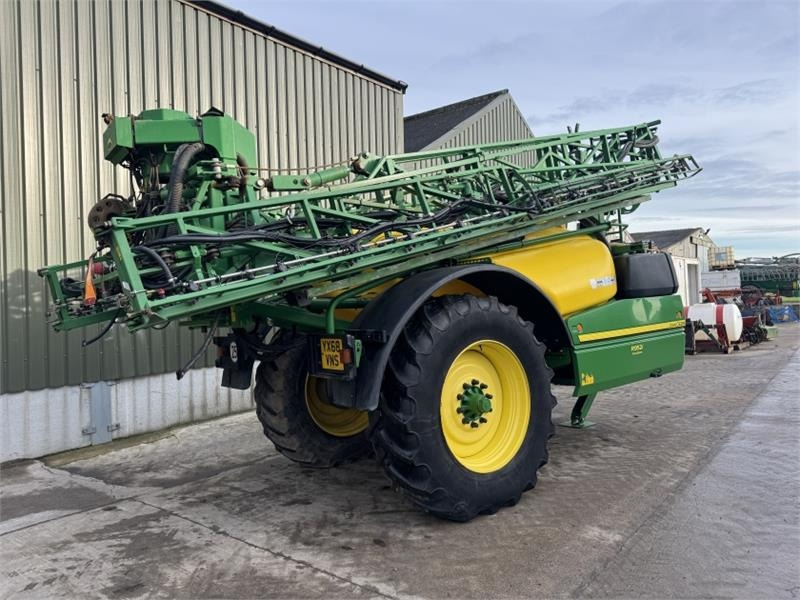 John Deere R952i PowrSpray Trailed Sprayer - Penyemprot traktor: gambar 2 John Deere R952i PowrSpray Trailed Sprayer - Penyemprot traktor: gambar 2