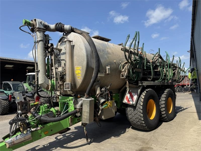 Joskin Quadra 18000 TS Slurry Tanker  - Kapal tanker bubur: gambar 4 Joskin Quadra 18000 TS Slurry Tanker  - Kapal tanker bubur: gambar 4