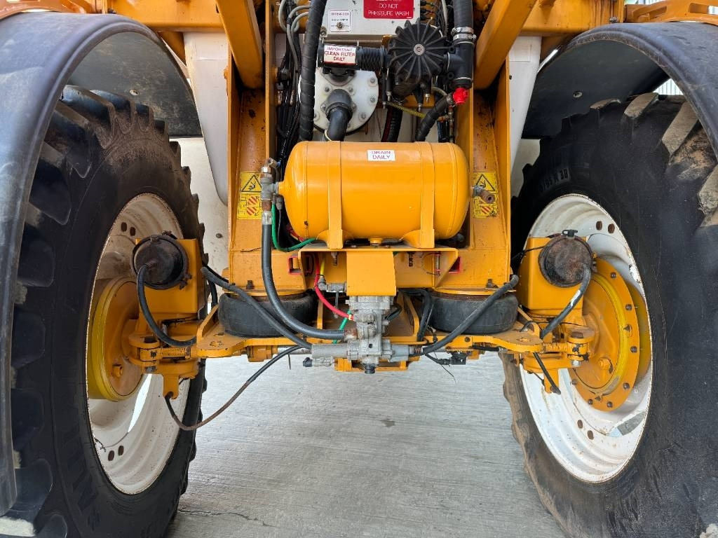 Penyemprot tertinggal Knight Trailblazer 4200L 36M Trailed Sprayer: gambar 24