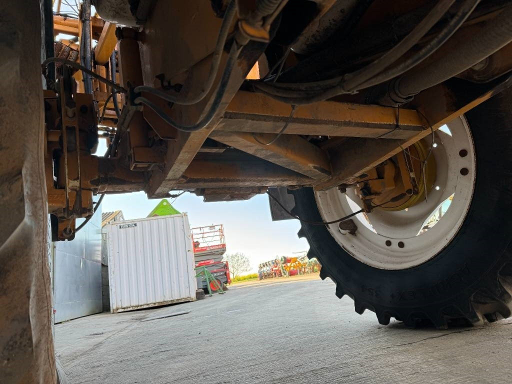Penyemprot tertinggal Knight Trailblazer 4200L 36M Trailed Sprayer: gambar 14