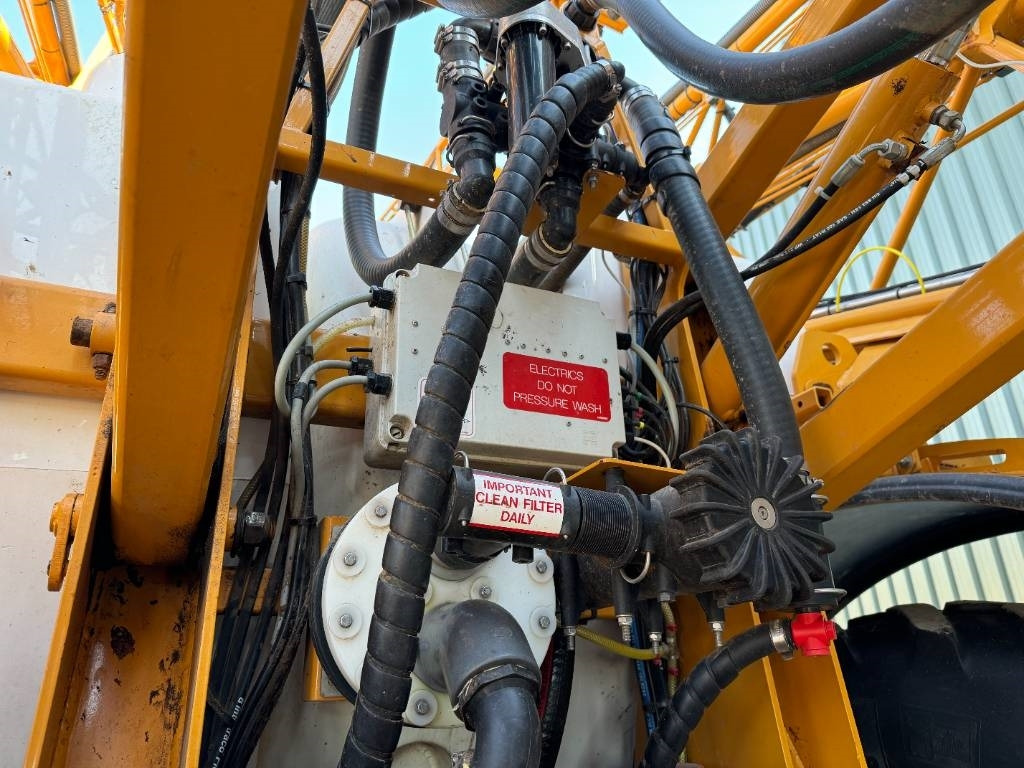 Penyemprot tertinggal Knight Trailblazer 4200L 36M Trailed Sprayer: gambar 23