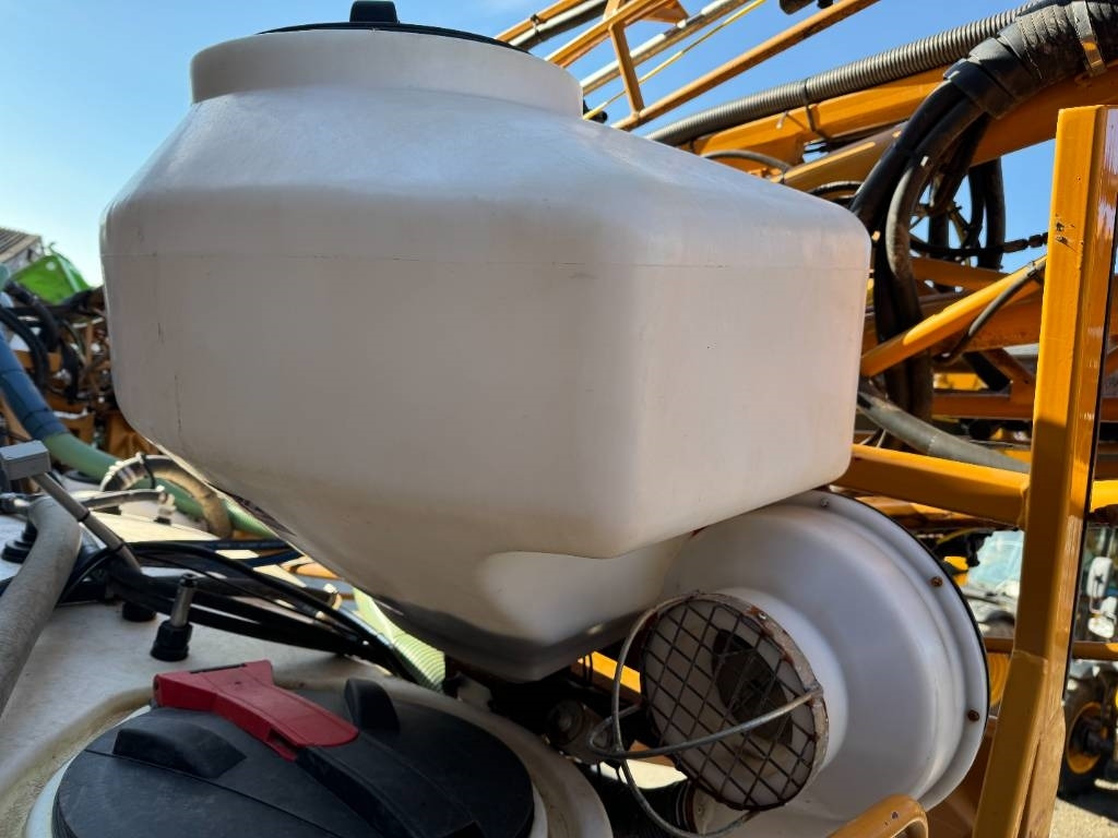 Penyemprot tertinggal Knight Trailblazer 4200L 36M Trailed Sprayer: gambar 12