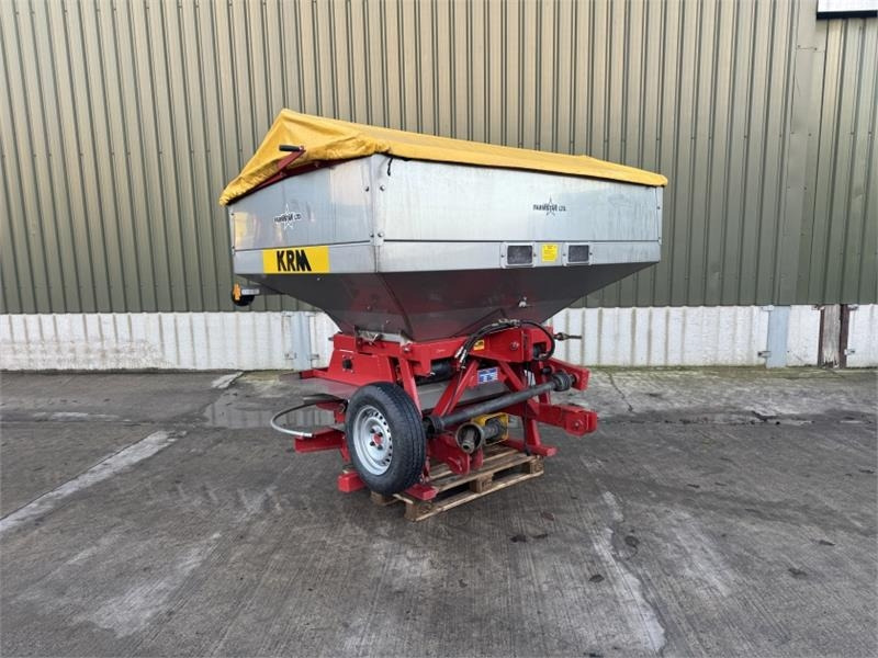 Krm F2 3000 Fert Spreader - Penyebar pupuk: gambar 1 Krm F2 3000 Fert Spreader - Penyebar pupuk: gambar 1