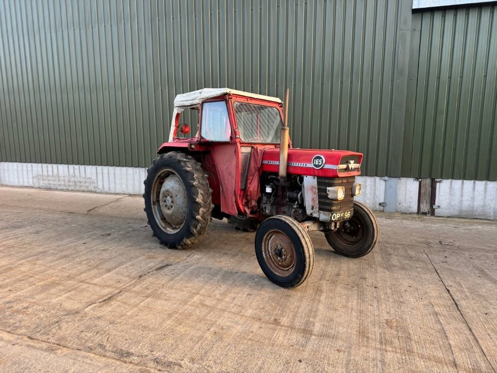 Massey Ferguson 165 - Traktor: gambar 1 Massey Ferguson 165 - Traktor: gambar 1