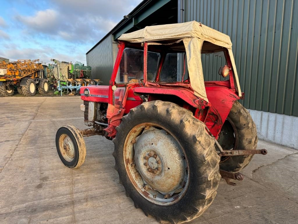 Massey Ferguson 165 - Traktor: gambar 3 Massey Ferguson 165 - Traktor: gambar 3