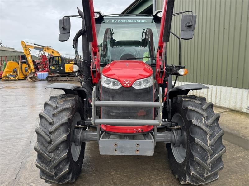 Massey Ferguson 4710 c/w FL.3522 Loader **Low Hours** - Traktor: gambar 5 Massey Ferguson 4710 c/w FL.3522 Loader **Low Hours** - Traktor: gambar 5