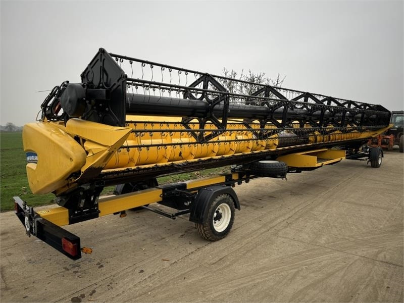 New Holland 41ft Varifeed Header - Lampiran pemanen: gambar 2 New Holland 41ft Varifeed Header - Lampiran pemanen: gambar 2