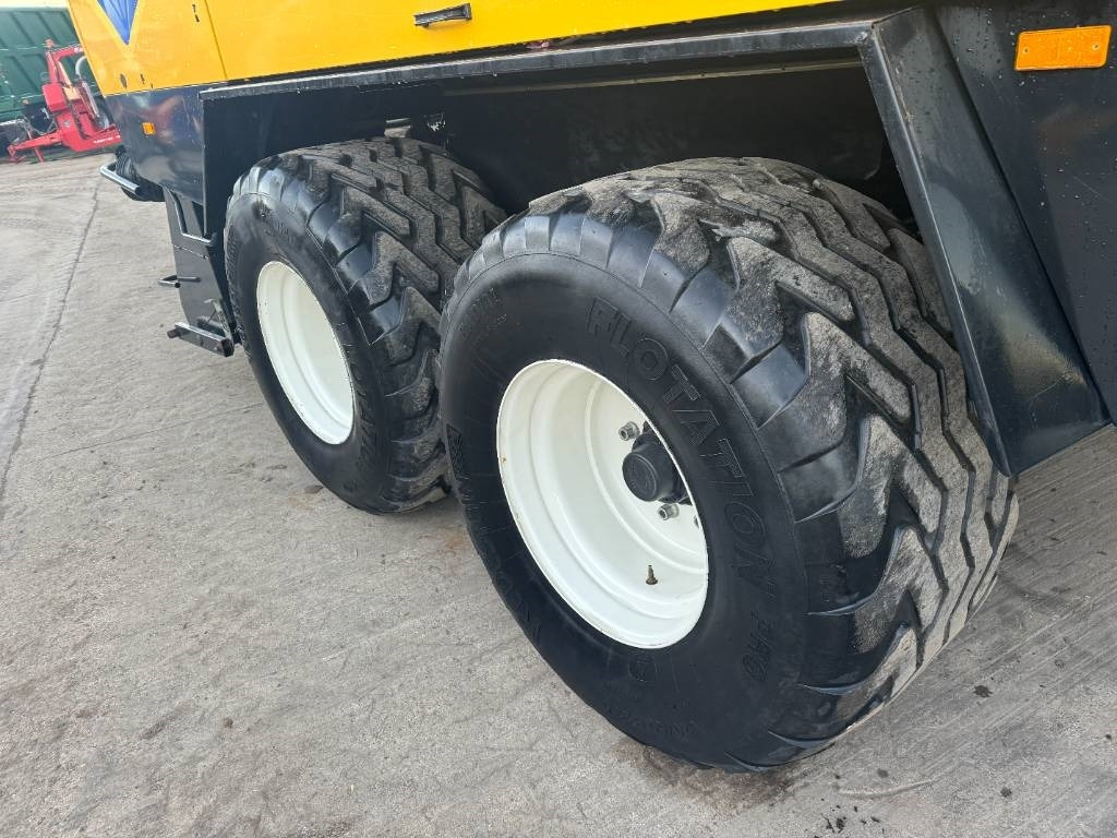 Baler persegi New Holland BB 9060: gambar 15