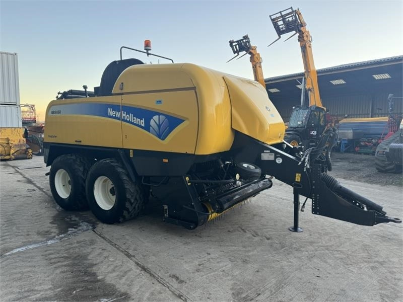 New Holland BB9060 Baler - Baler persegi: gambar 4 New Holland BB9060 Baler - Baler persegi: gambar 4
