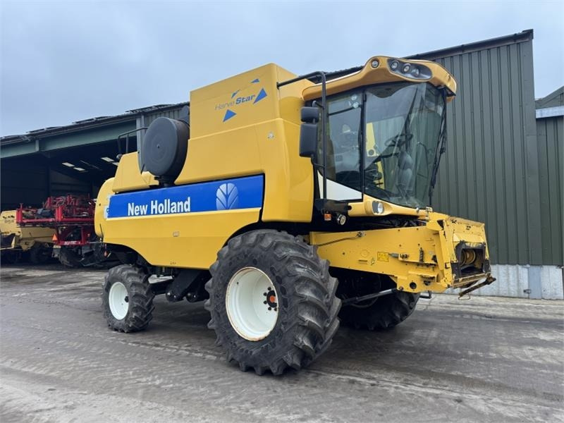 New Holland CSX 7060 c/w 20ft Header - Lampiran pemanen: gambar 3 New Holland CSX 7060 c/w 20ft Header - Lampiran pemanen: gambar 3