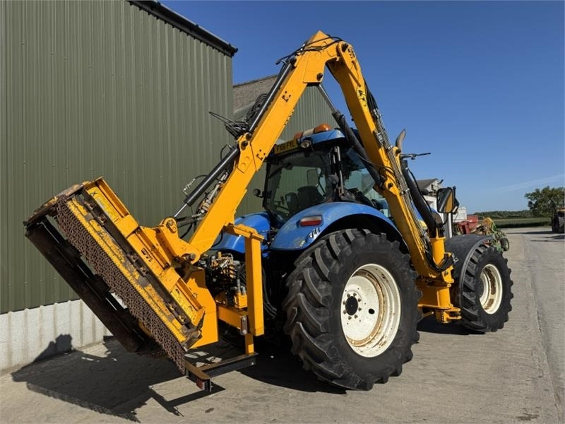 New Holland New Holland T6080 c/w Herder Cavalier Mid Mount He - Mesin pemotong boom: gambar 4 New Holland New Holland T6080 c/w Herder Cavalier Mid Mount He - Mesin pemotong boom: gambar 4
