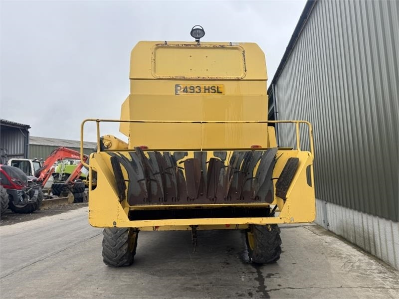 New Holland New Holland TX65 c/w 17ft Header - Lampiran pemanen: gambar 5 New Holland New Holland TX65 c/w 17ft Header - Lampiran pemanen: gambar 5