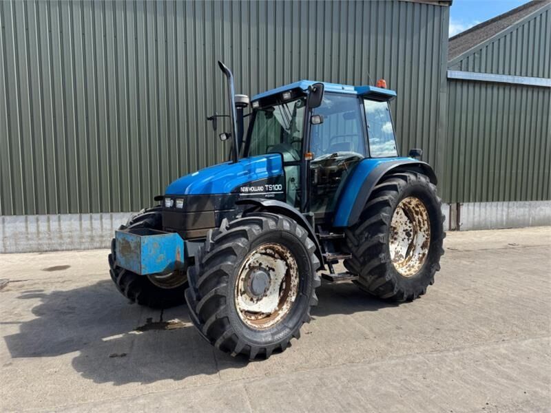 New Holland TS100 - Traktor: gambar 3 New Holland TS100 - Traktor: gambar 3