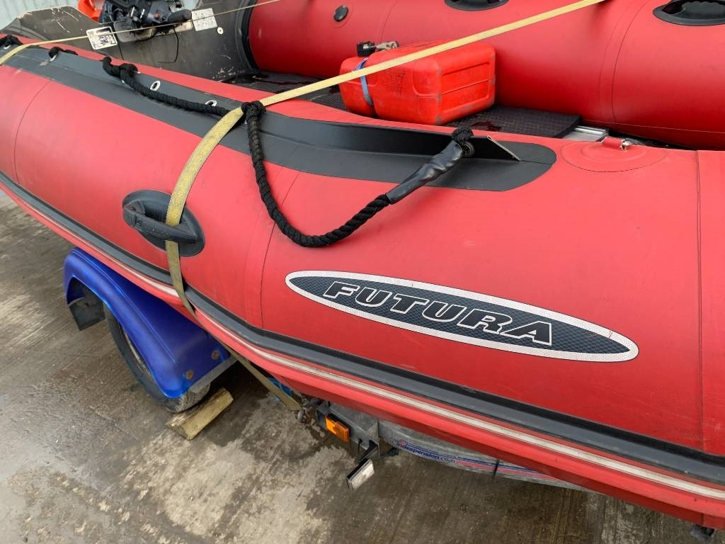 Zodiac Futura MK11 Boat - Peralatan lainnya: gambar 4 Zodiac Futura MK11 Boat - Peralatan lainnya: gambar 4