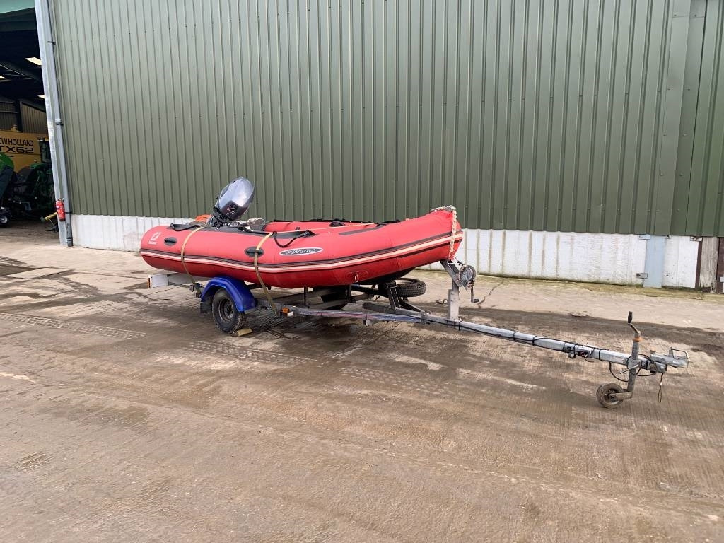 Zodiac Futura MK11 Boat - Peralatan lainnya: gambar 1 Zodiac Futura MK11 Boat - Peralatan lainnya: gambar 1