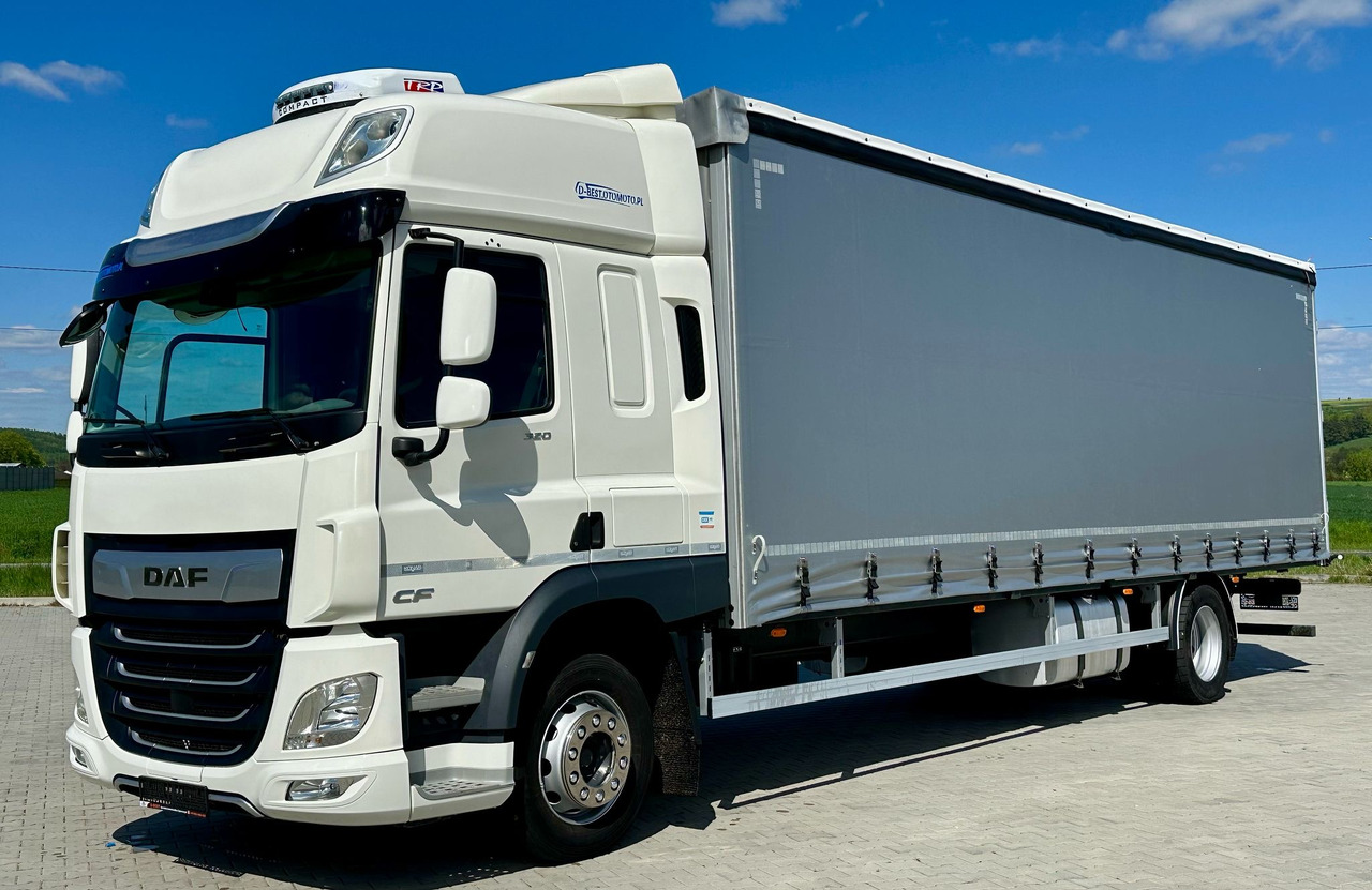 DAF CF 320 / FIRANKA / 21 EUROPALET / SYPIALKA / AUTOMAT / KLIMA POSTOJOWA / 2021 ROK TO - Truk dengan terpal samping: gambar 2 DAF CF 320 / FIRANKA / 21 EUROPALET / SYPIALKA / AUTOMAT / KLIMA POSTOJOWA / 2021 ROK TO - Truk dengan terpal samping: gambar 2