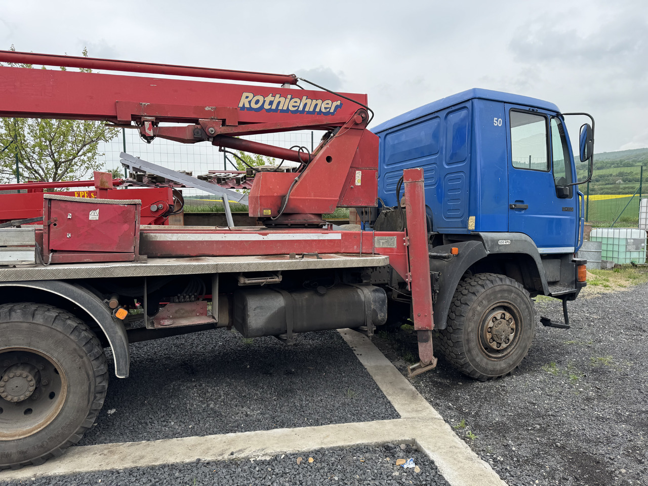 MAN 8-163 / 4X4 / PODNOŚNIK KOSZOWY / NISKI PRZEBIEG - Truk derek: gambar 3 MAN 8-163 / 4X4 / PODNOŚNIK KOSZOWY / NISKI PRZEBIEG - Truk derek: gambar 3