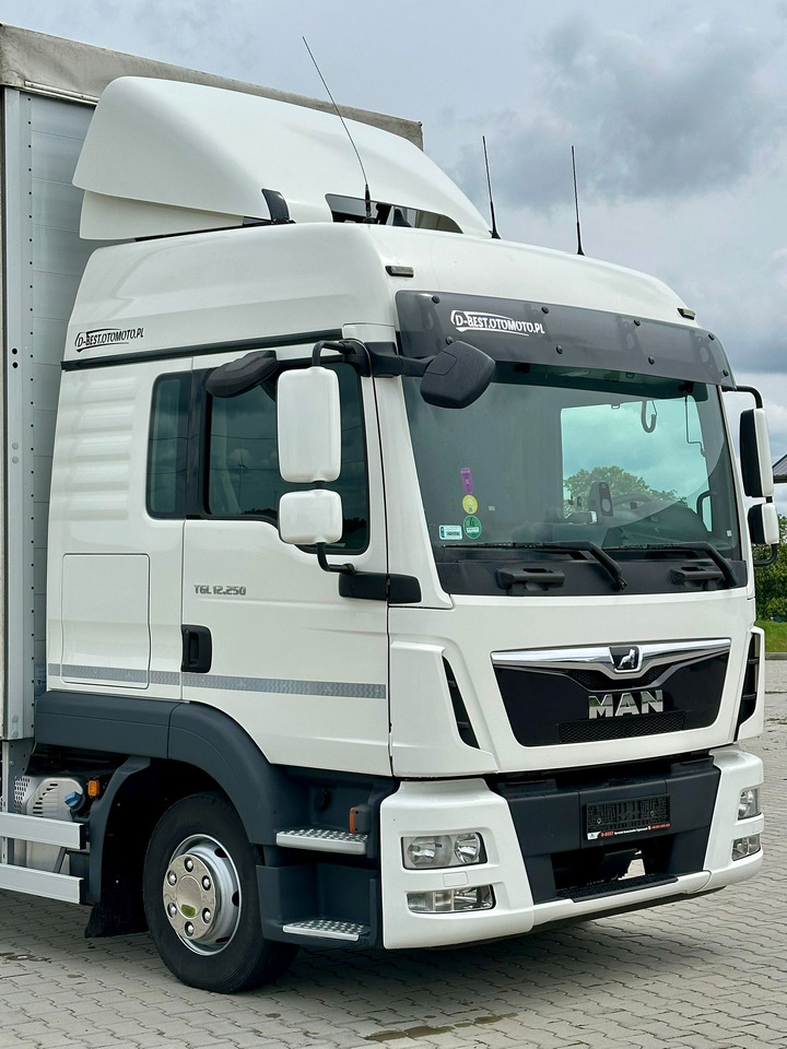 MAN TGL 12.250 / FIRANKA / 23 EUROPALETY / 9.5 M DŁUGOŚCI / NISKI PRZEBIEG / SYPIALKA / 2020 ROK - Truk dengan terpal samping: gambar 5 MAN TGL 12.250 / FIRANKA / 23 EUROPALETY / 9.5 M DŁUGOŚCI / NISKI PRZEBIEG / SYPIALKA / 2020 ROK - Truk dengan terpal samping: gambar 5