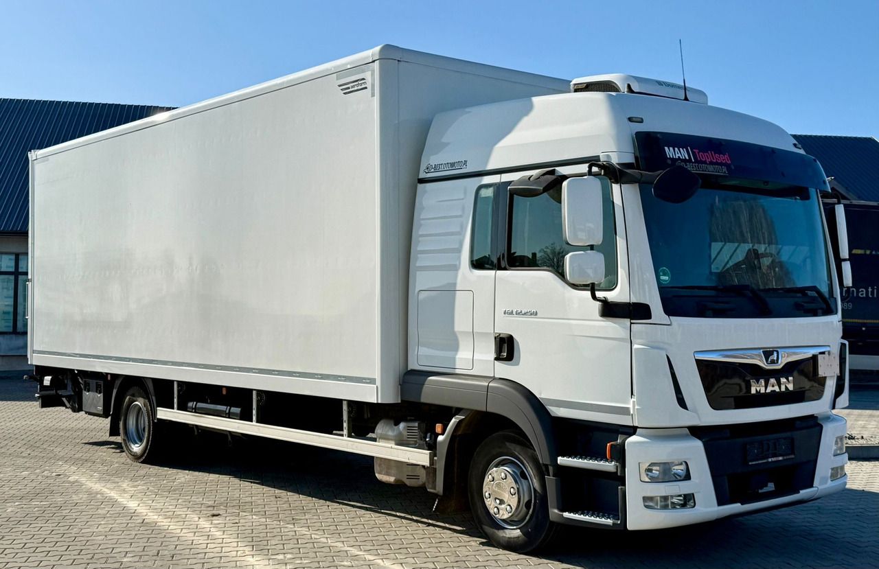 MAN TGL 12.250 / KONTENER / WINDA / 18 EUROPALET / AUTOMAT / SYPIALKA / GLOB / KLIMA POSTOJOWA / 2017 ROK / SPROWADZONY - Truk box: gambar 1 MAN TGL 12.250 / KONTENER / WINDA / 18 EUROPALET / AUTOMAT / SYPIALKA / GLOB / KLIMA POSTOJOWA / 2017 ROK / SPROWADZONY - Truk box: gambar 1