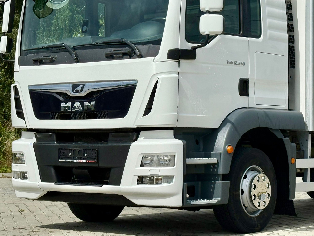 Truk isotermal MAN TGM 12.250 / TGL / IZOTERMA / WINDA / 18 EUROPALET / SYPIALKA / 2018: gambar 14