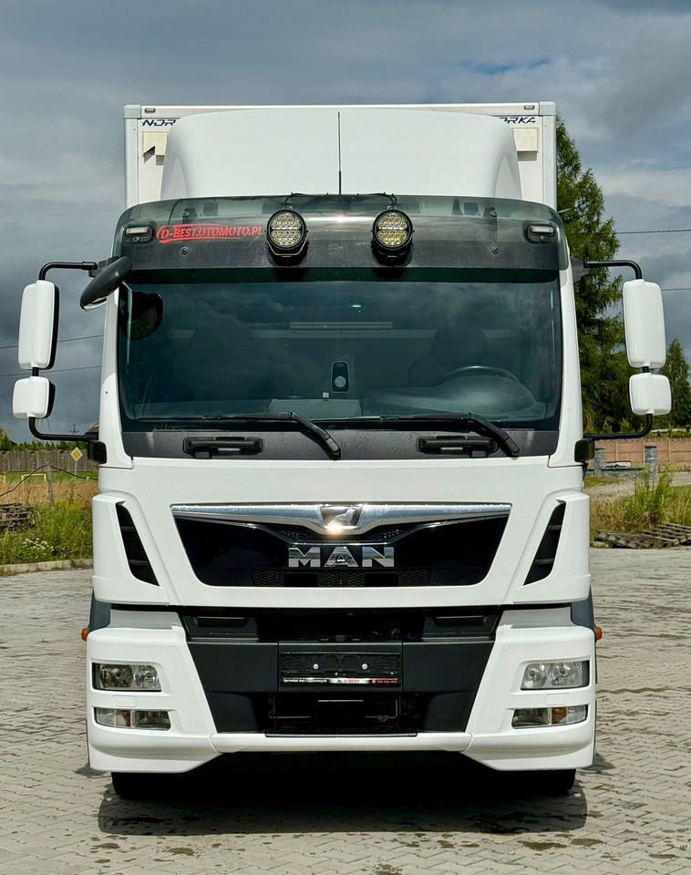 Truk isotermal MAN TGM 12.250 / TGL / IZOTERMA / WINDA / 18 EUROPALET / SYPIALKA / 2018: gambar 6