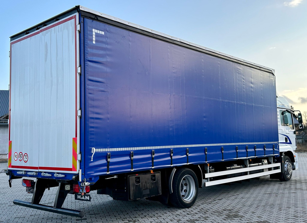 MAN TGM 15.290 / FIRANKA / 20 EUROPALET / AUTOMAT / SYPIALKA / DMC 16 T / 8 400 KG ŁADOWNOŚĆ - Truk dengan terpal samping: gambar 3 MAN TGM 15.290 / FIRANKA / 20 EUROPALET / AUTOMAT / SYPIALKA / DMC 16 T / 8 400 KG ŁADOWNOŚĆ - Truk dengan terpal samping: gambar 3