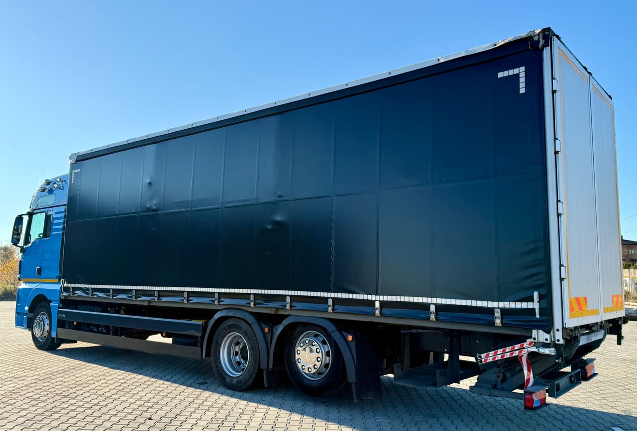 MAN TGX 26.420 / FIRANKA / WINDA / 23 EUROPALETY / 6x2 / AUTOMAT / EURO 6 / OŚ PODNOSZONA / DUŻA KABINA / 2019 ROK - Truk dengan terpal samping: gambar 4 MAN TGX 26.420 / FIRANKA / WINDA / 23 EUROPALETY / 6x2 / AUTOMAT / EURO 6 / OŚ PODNOSZONA / DUŻA KABINA / 2019 ROK - Truk dengan terpal samping: gambar 4