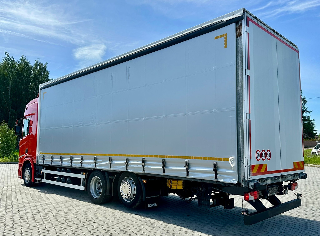 SCANIA R410 / FIRANKA / 21 EUROPALET / 8.5 M DŁUGOŚCI / 6x2 / PODWIESZA - Truk dengan terpal samping: gambar 3 SCANIA R410 / FIRANKA / 21 EUROPALET / 8.5 M DŁUGOŚCI / 6x2 / PODWIESZA - Truk dengan terpal samping: gambar 3