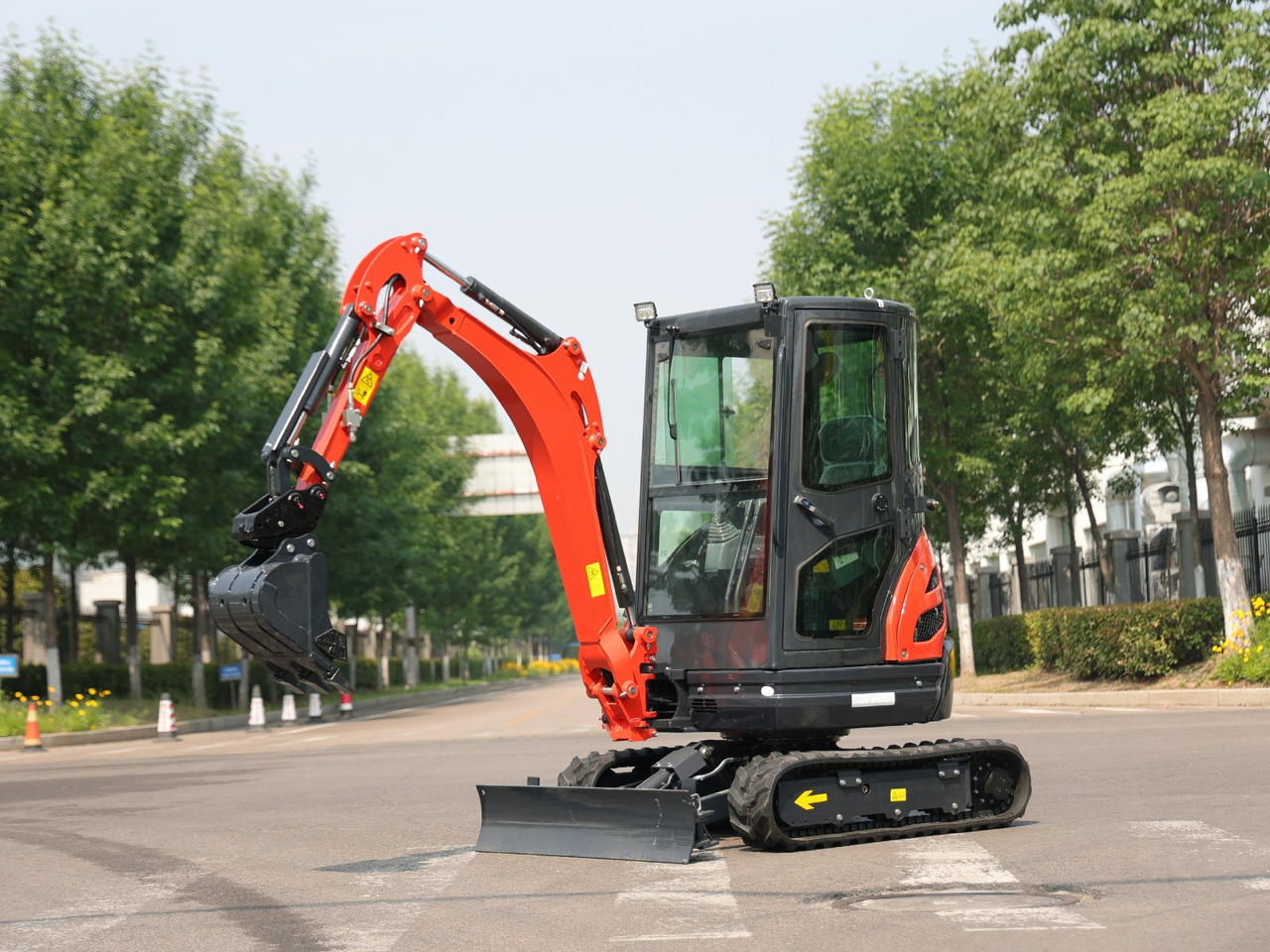 KUBOTA Diesel Mini excavator 2.5 Ton - Müller Machinery MB 25 Plus - VKSH - Ekskavator mini: gambar 3 KUBOTA Diesel Mini excavator 2.5 Ton - Müller Machinery MB 25 Plus - VKSH - Ekskavator mini: gambar 3