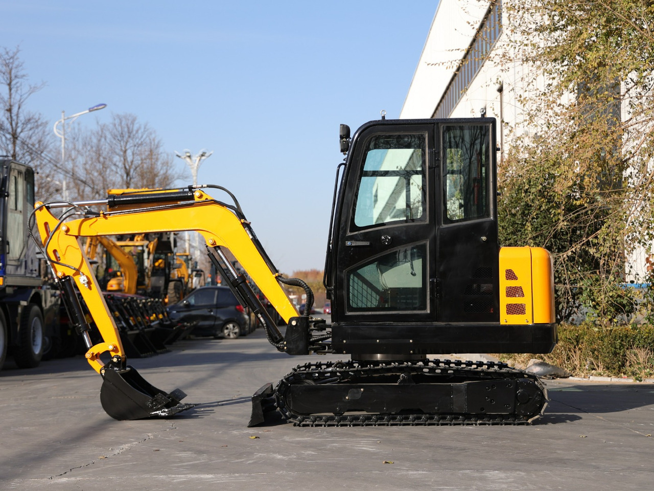 KUBOTA Diesel Mini excavator 3.5 Ton - Müller Machinery MB 35 - KSH - Ekskavator mini: gambar 2 KUBOTA Diesel Mini excavator 3.5 Ton - Müller Machinery MB 35 - KSH - Ekskavator mini: gambar 2