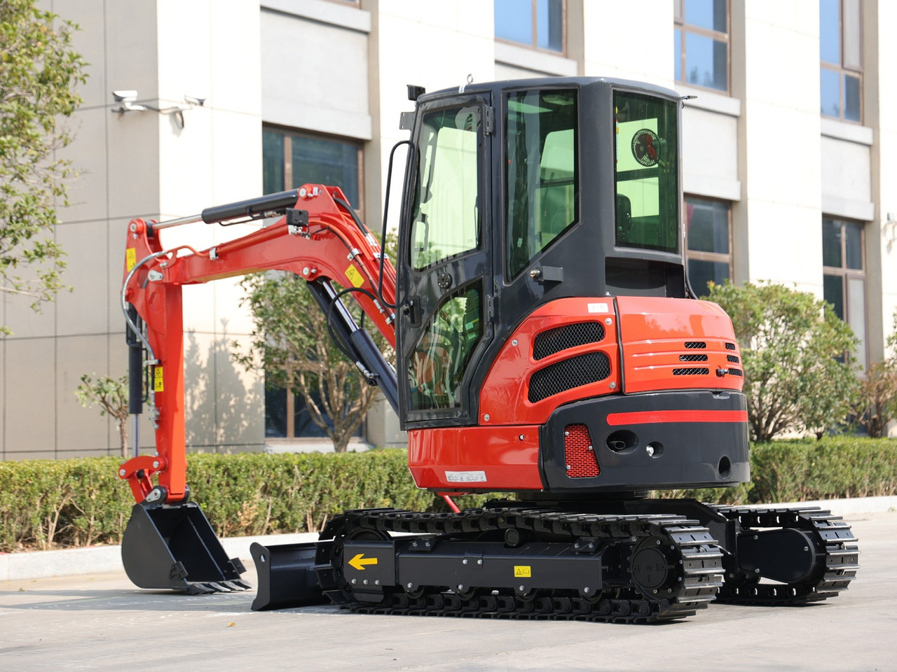 KUBOTA Diesel Mini excavator 3.5 Ton - Müller Machinery MB 35 Plus - VKSH - Ekskavator mini: gambar 4 KUBOTA Diesel Mini excavator 3.5 Ton - Müller Machinery MB 35 Plus - VKSH - Ekskavator mini: gambar 4