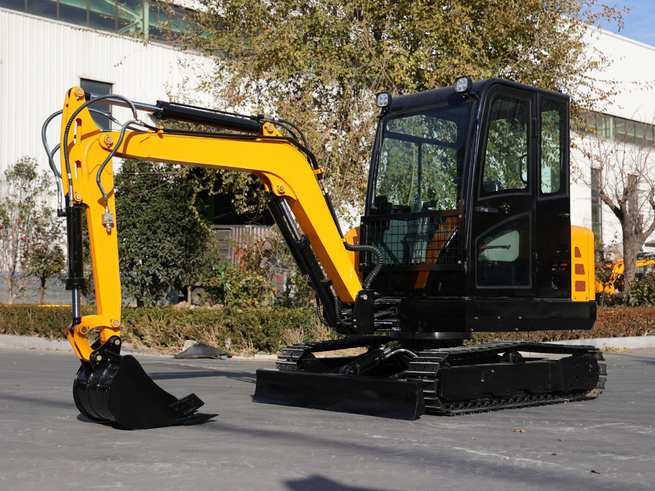KUBOTA Diesel Mini excavator 3.5 Ton - Müller Machinery MB 35 - VKSH - Ekskavator mini: gambar 1 KUBOTA Diesel Mini excavator 3.5 Ton - Müller Machinery MB 35 - VKSH - Ekskavator mini: gambar 1