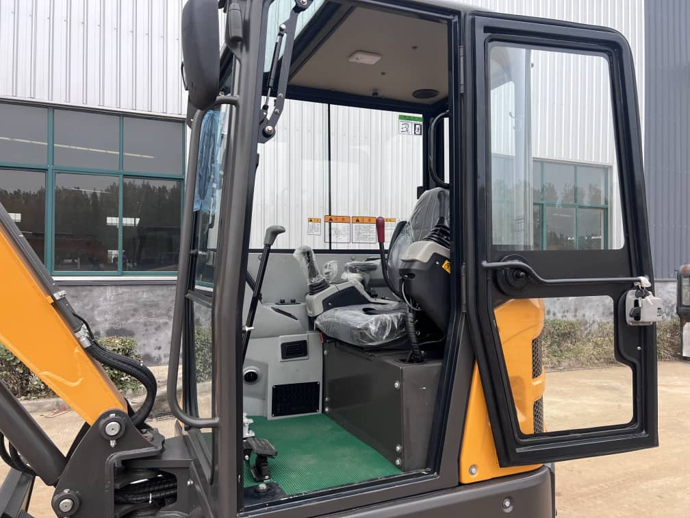 KUBOTA Diesel Mini excavator 4 Ton - Müller Machinery MB 40 Plus - VKSH - Ekskavator mini: gambar 5 KUBOTA Diesel Mini excavator 4 Ton - Müller Machinery MB 40 Plus - VKSH - Ekskavator mini: gambar 5