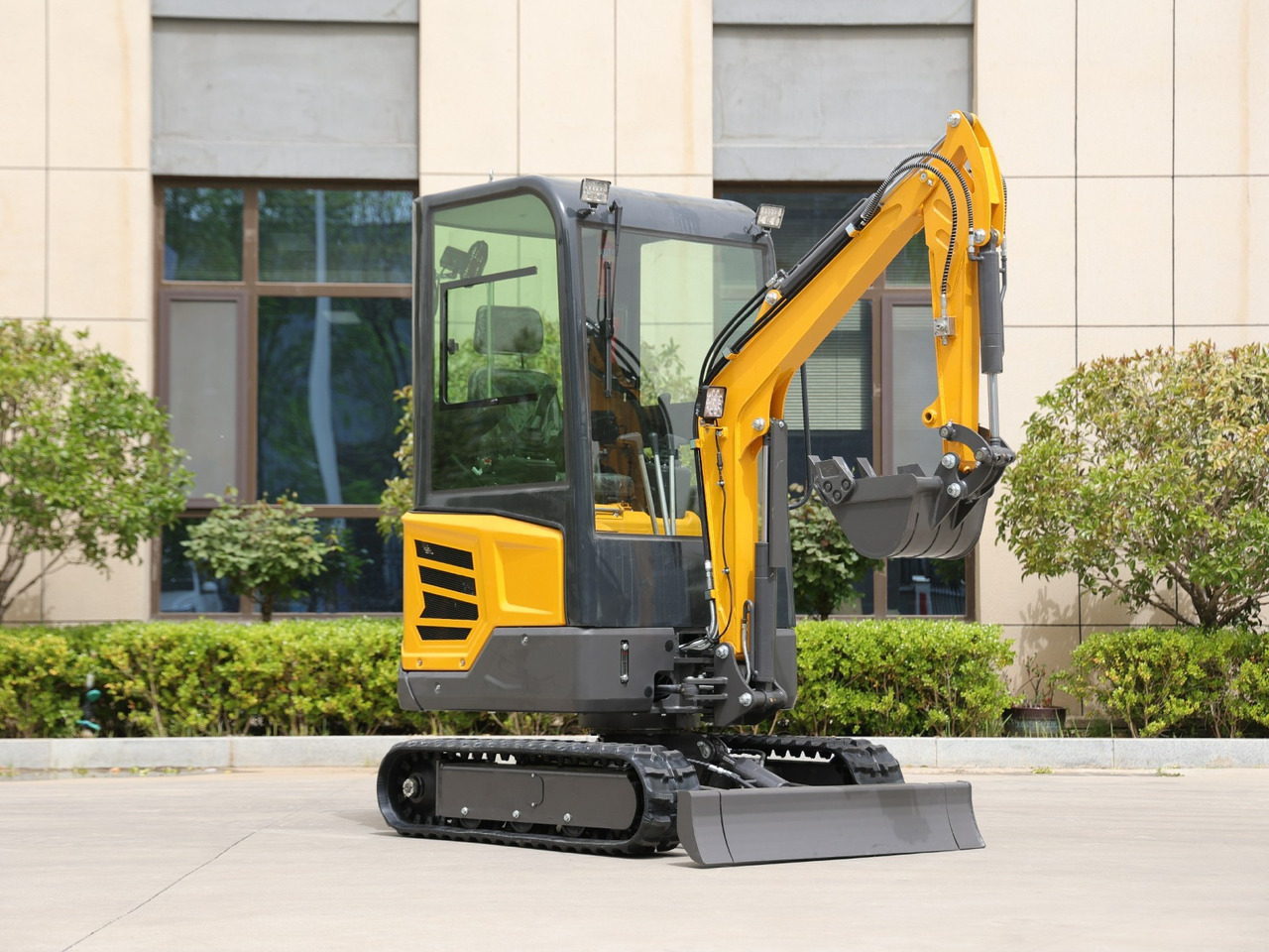 Müller Machinery Diesel Mini excavator 1.8 Ton - Müller Machinery MB 18 - KSH Laidong KB385B Motor - Ekskavator mini: gambar 3 Müller Machinery Diesel Mini excavator 1.8 Ton - Müller Machinery MB 18 - KSH Laidong KB385B Motor - Ekskavator mini: gambar 3