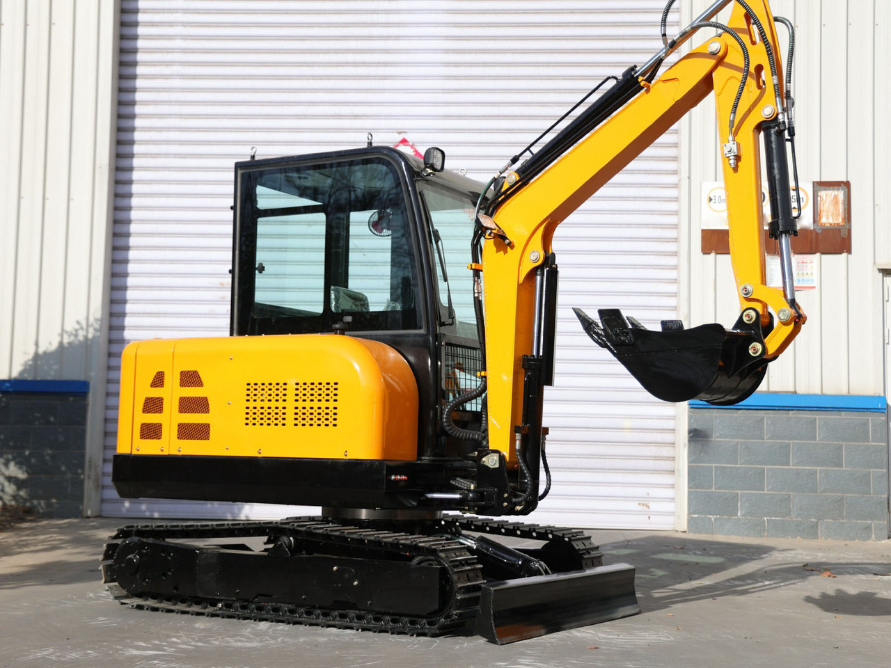 Müller Machinery - Xinchai 4D32 Motor Diesel Mini excavator 3.5 Ton - Müller Machinery MB 35 - VKSH - Ekskavator mini: gambar 3 Müller Machinery - Xinchai 4D32 Motor Diesel Mini excavator 3.5 Ton - Müller Machinery MB 35 - VKSH - Ekskavator mini: gambar 3