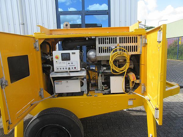 2014 PUTZMEISTER BSA 1005 DC- concrete pump. - Pompa beton stasioner: gambar 3 2014 PUTZMEISTER BSA 1005 DC- concrete pump. - Pompa beton stasioner: gambar 3