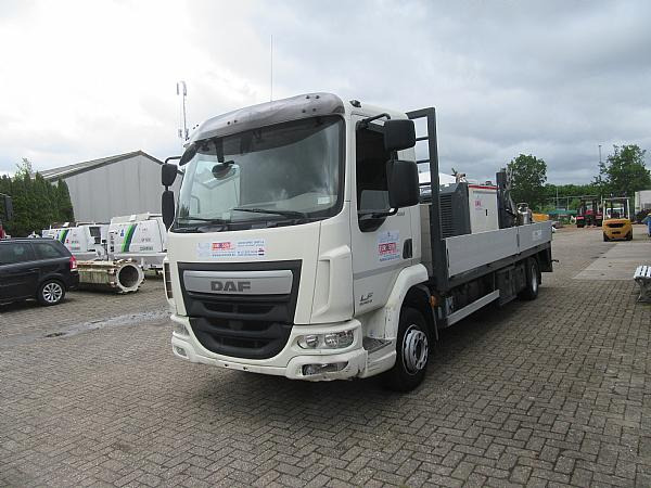 2016 PUTZMEISTER / DAF concrete pump - Truk pompa beton: gambar 1 2016 PUTZMEISTER / DAF concrete pump - Truk pompa beton: gambar 1
