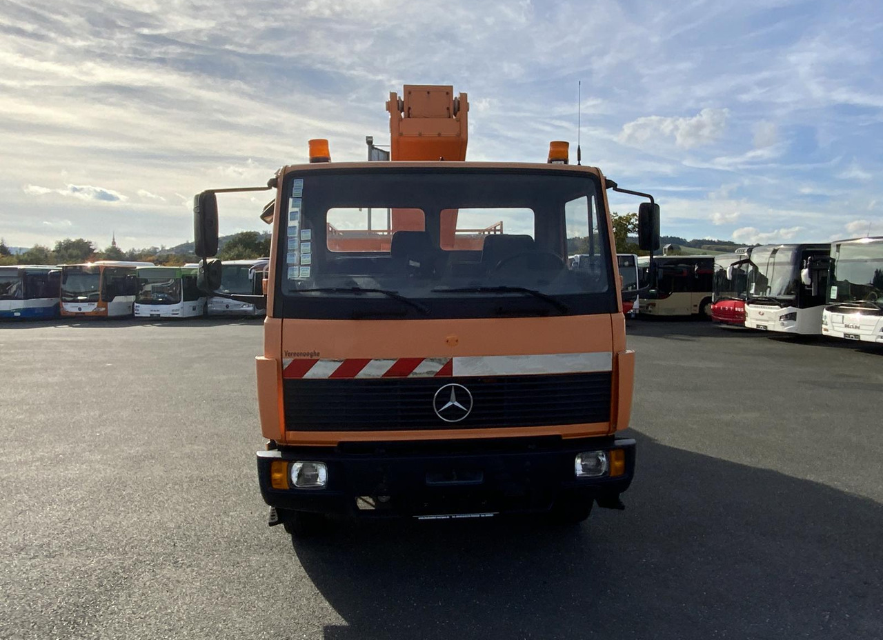 Mercedes-Benz 1117 - Platform udara yang dipasang di truk: gambar 5 Mercedes-Benz 1117 - Platform udara yang dipasang di truk: gambar 5